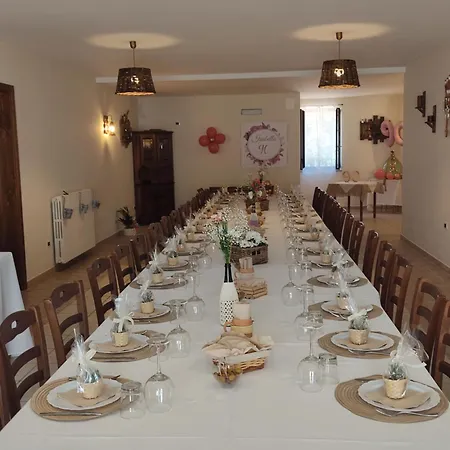 לינה וארוחת בוקר Supramurgia Agribistrot